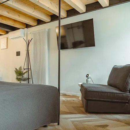 Bre - Aedes Appartement